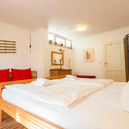 No. 1 Im Sonnenbad Apartment *